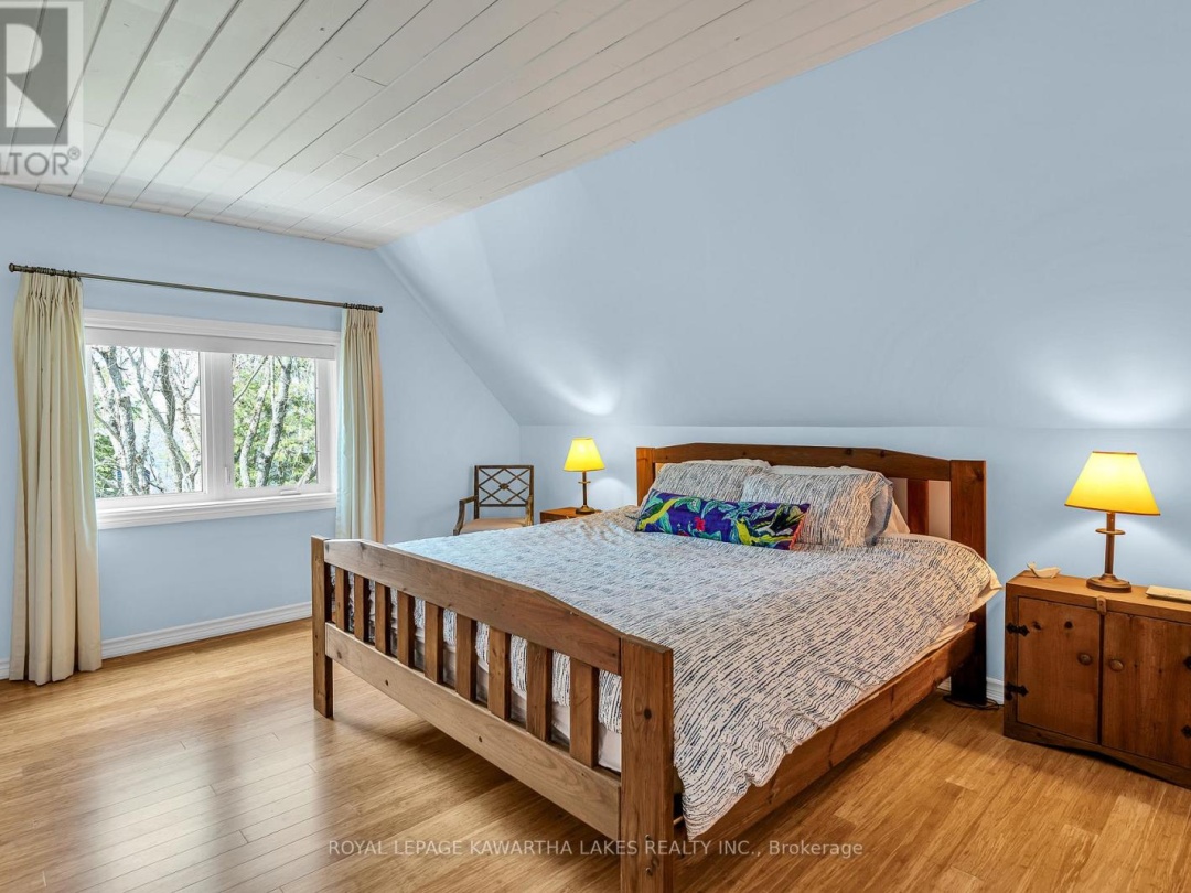 11 WOODWORTH DRIVE, Four Mile Lake