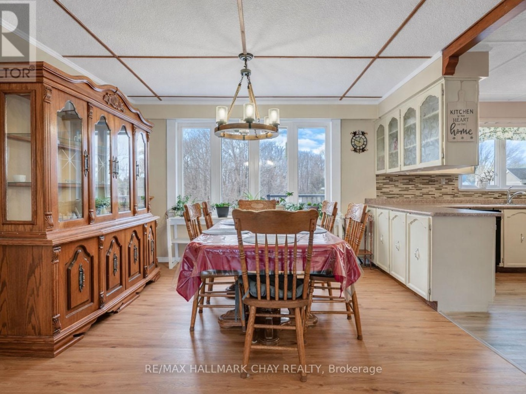 8315 93 HIGHWAY, Tiny
