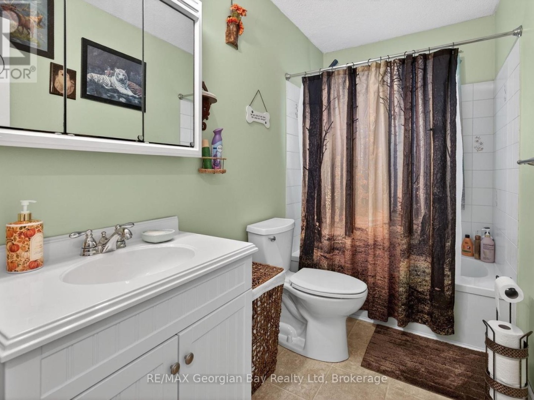 480 BRODERICK STREET, Tay (Port McNicoll)