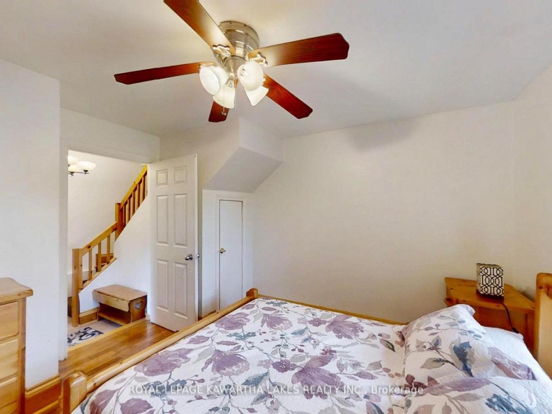 1136 SYLVAN GLEN DRIVE, Dalrymple-South Lake
