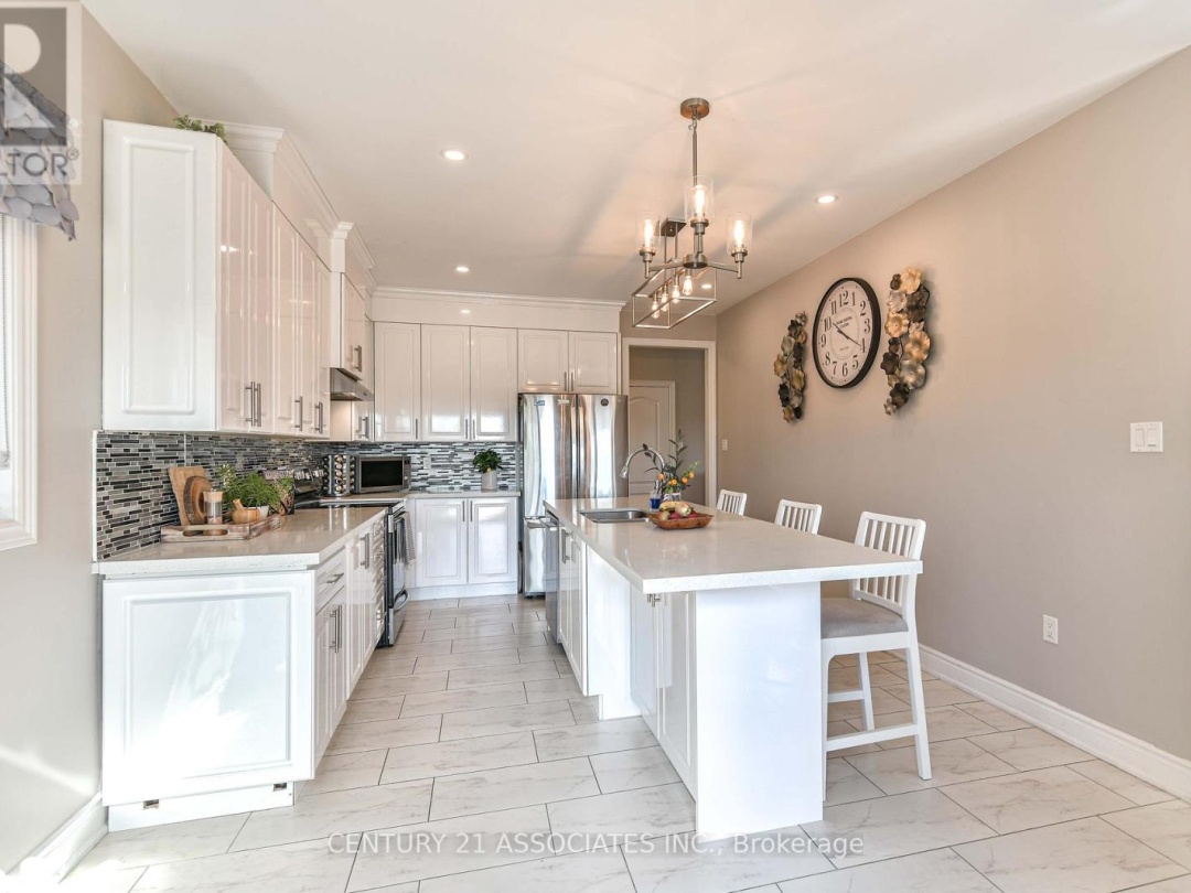3155 MONARCH DRIVE, Orillia