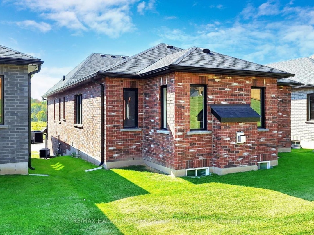 2966 MONARCH DRIVE, Orillia