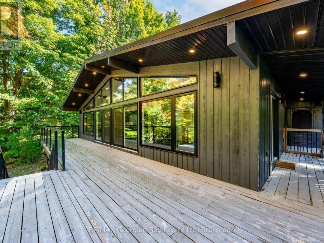 1745 TWIN OAKS CRESCENT, Matchedash Bay