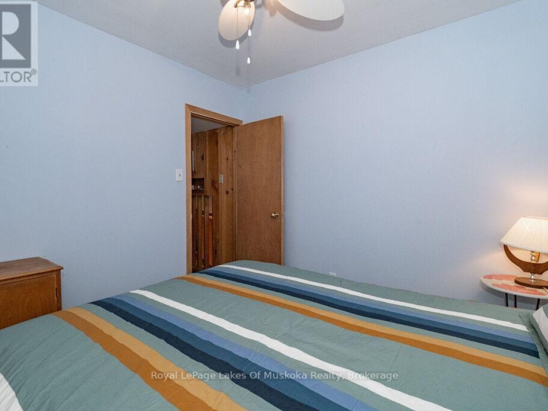 3 ISLAND 15KL, 