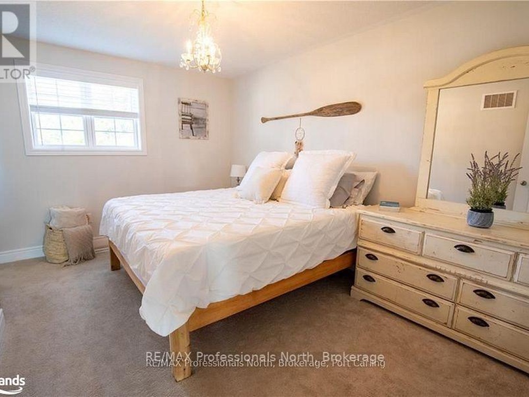40 NICOLE PARK PLACE, Bracebridge (Macaulay)