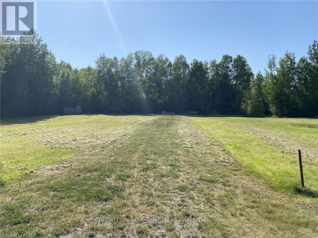 LOT 10 PINEWOOD BOULEVARD, Canal Lake