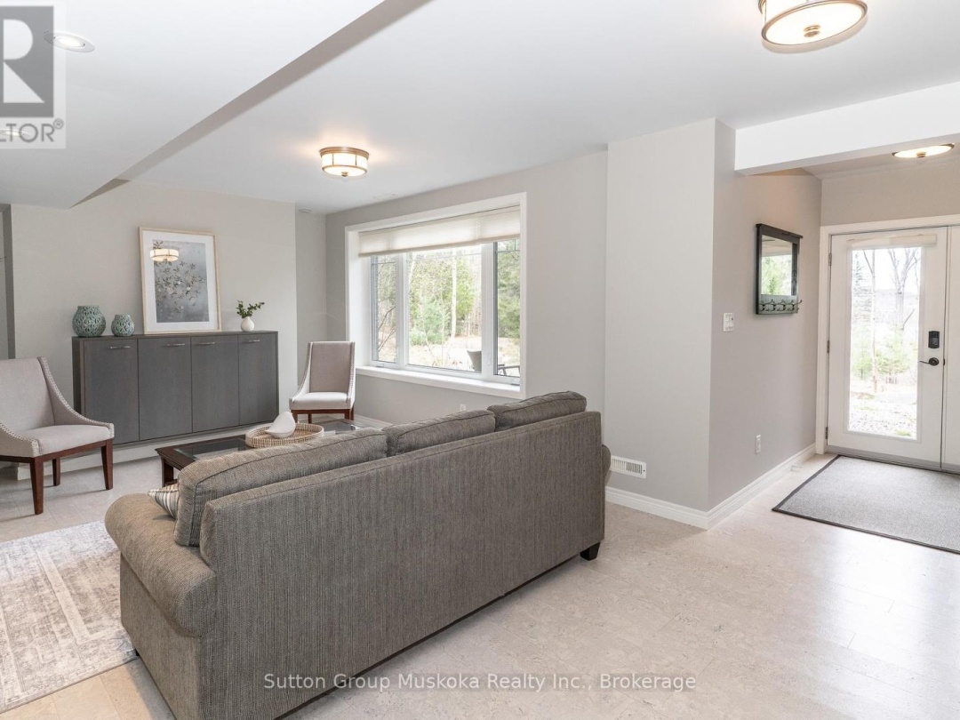 209 SWALLOWDALE ROAD, Huntsville (Brunel)