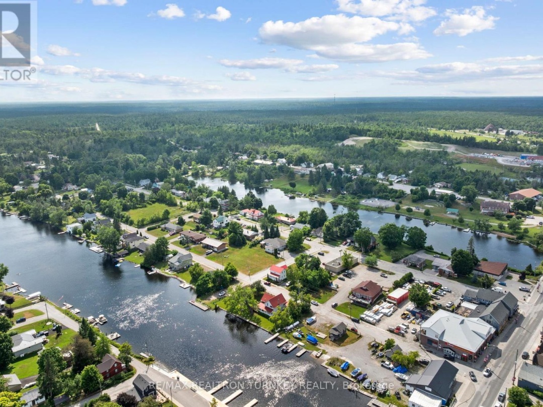 15 NORTH WATER STREET, Gull River