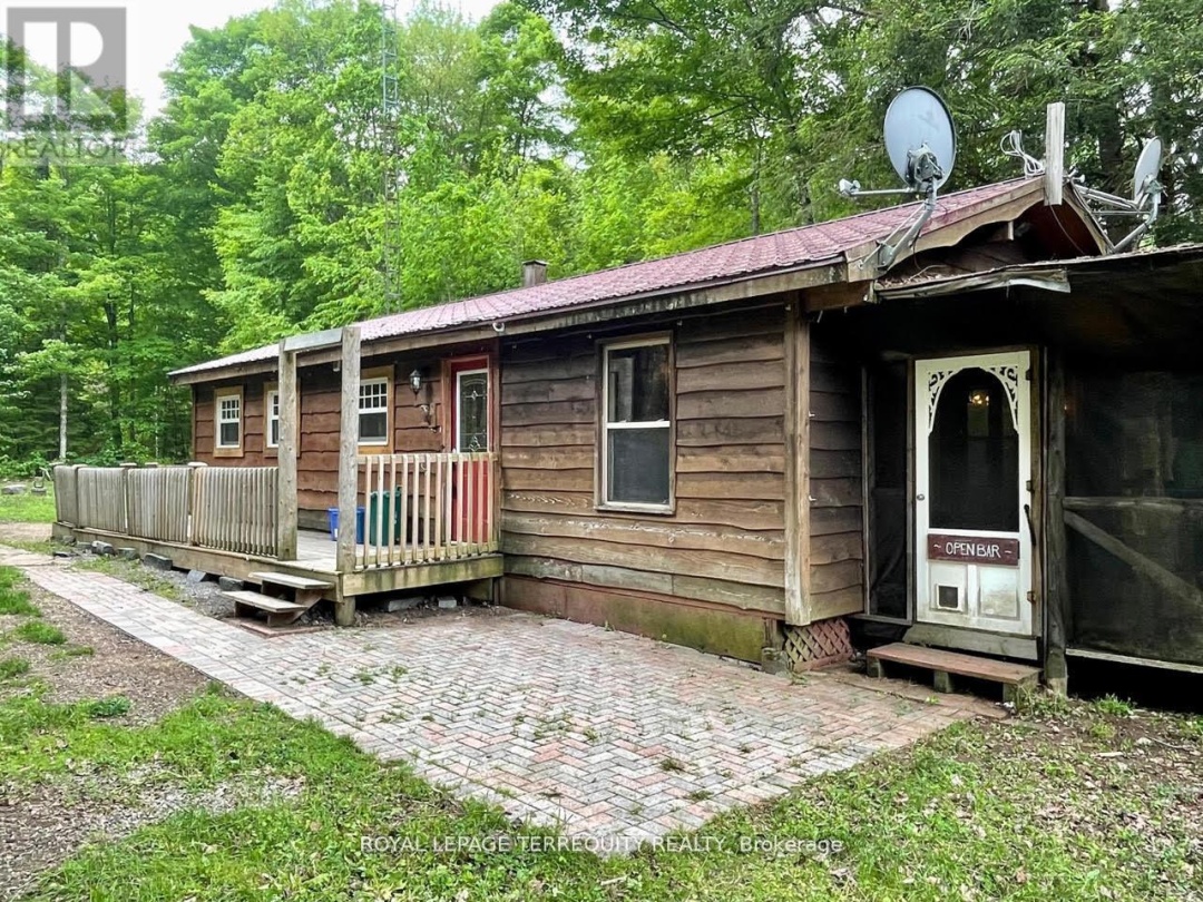1143 SHERWOOD FOREST ROAD, Muskoka River
