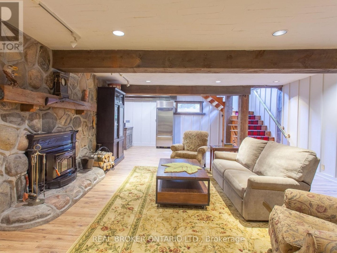 3686 AGNEW ROAD, 