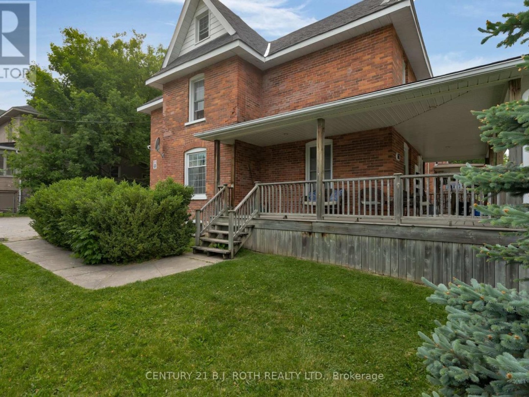 165 PARKVIEW AVENUE, 