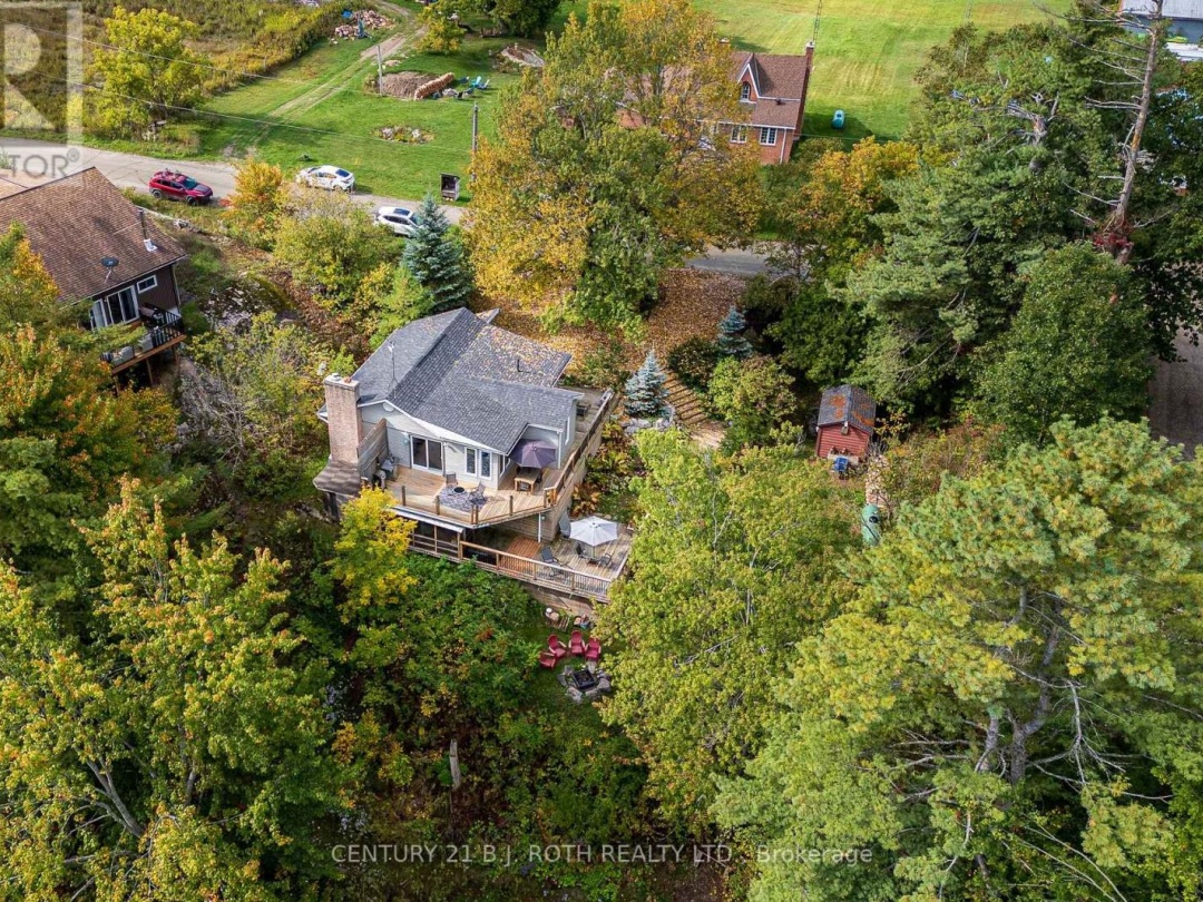8101 KINGS RIVER ROAD, Black River