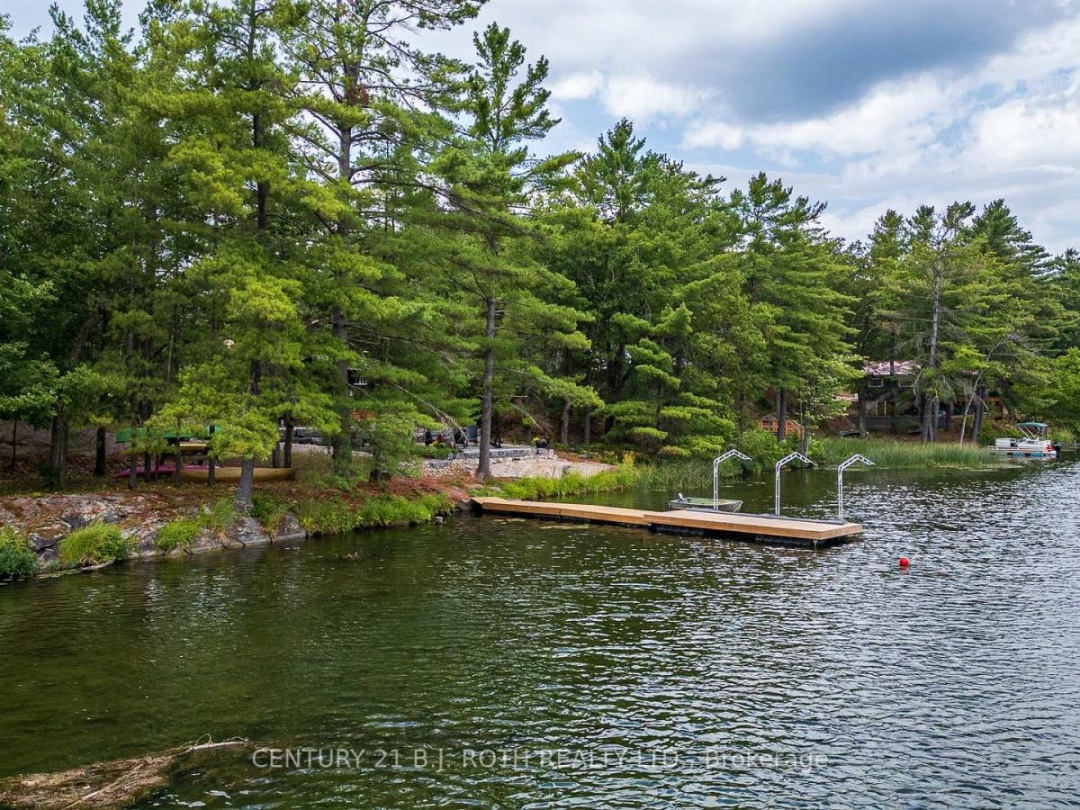 3193 MUSKOKA STREET, Severn River