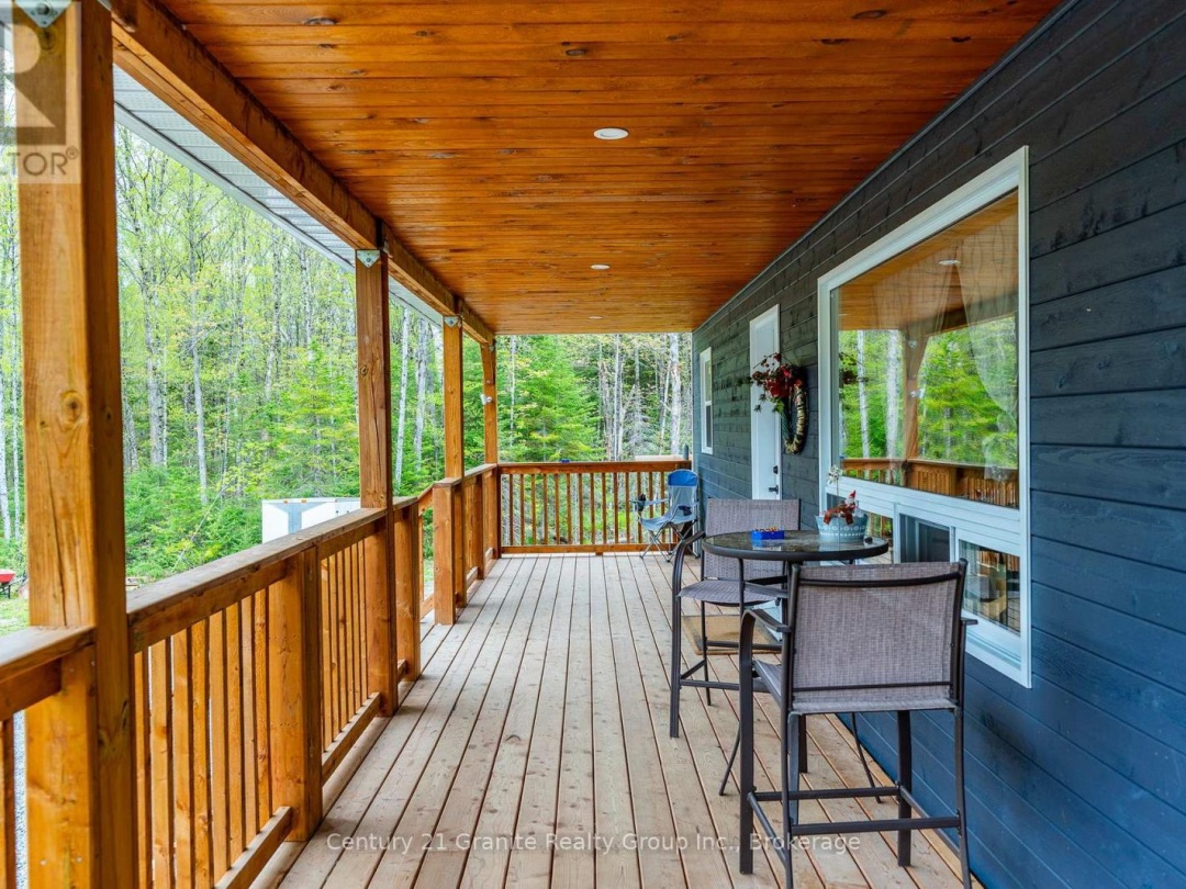 10498 HIGHWAY 118, Algonquin Highlands (Stanhope)