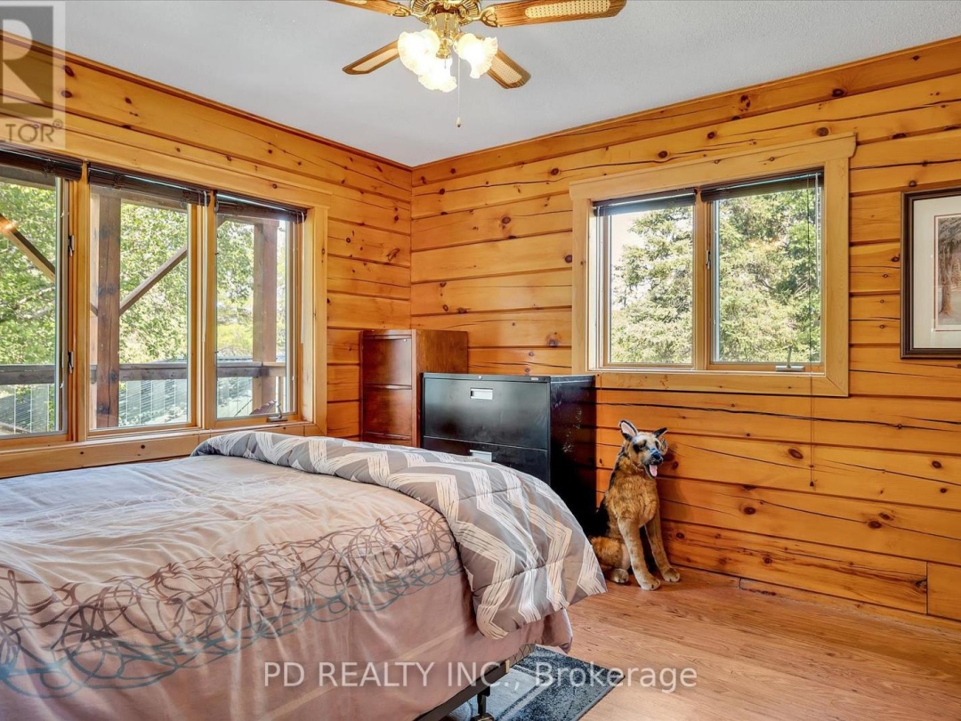 48 STURGEON GLEN ROAD, Sturgeon Lake