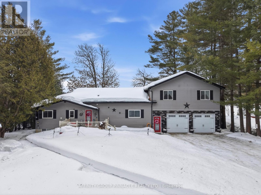1150 MOORE LAKE ESTATES ROAD, Moore Lake