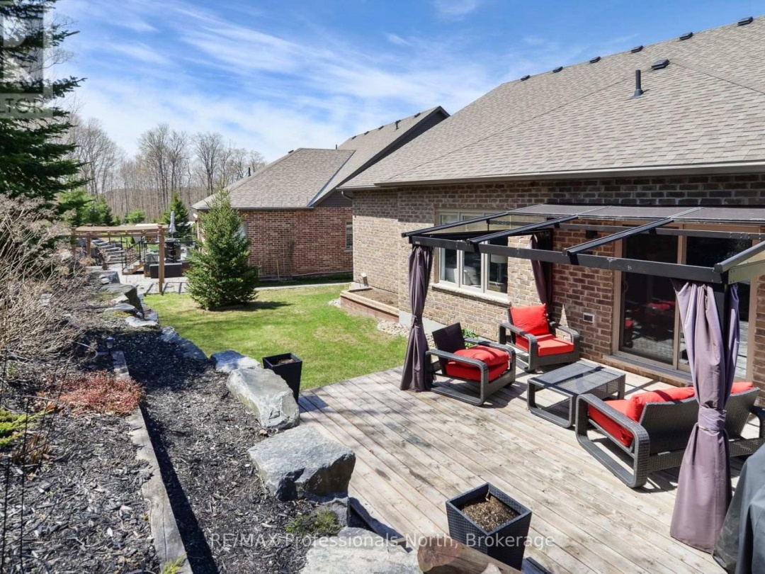 19 SELKIRK DRIVE, Huntsville (Chaffey)