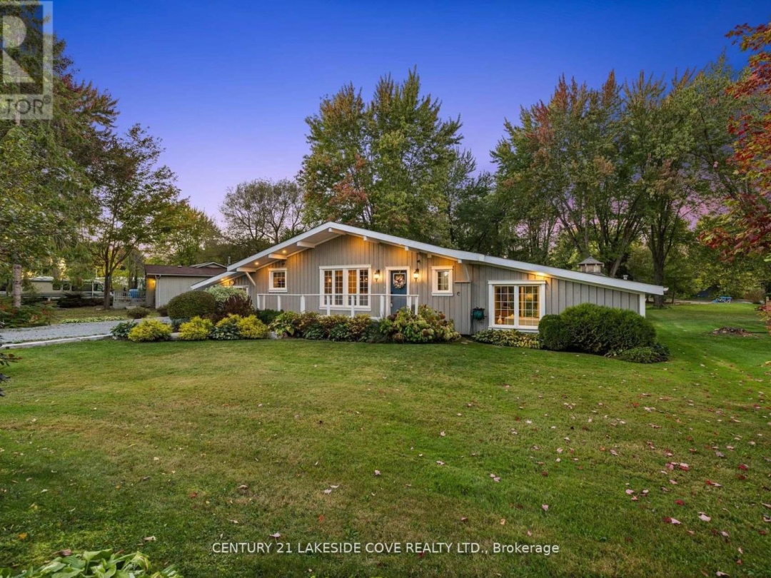 27 POPLAR CRESCENT W, Lake Simcoe