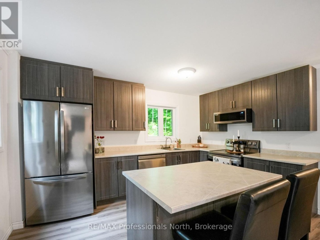 1065 HENDERSONS ROAD, 