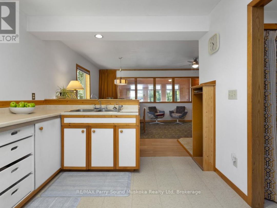 14 BURNEGIE LANE, Otter Lake