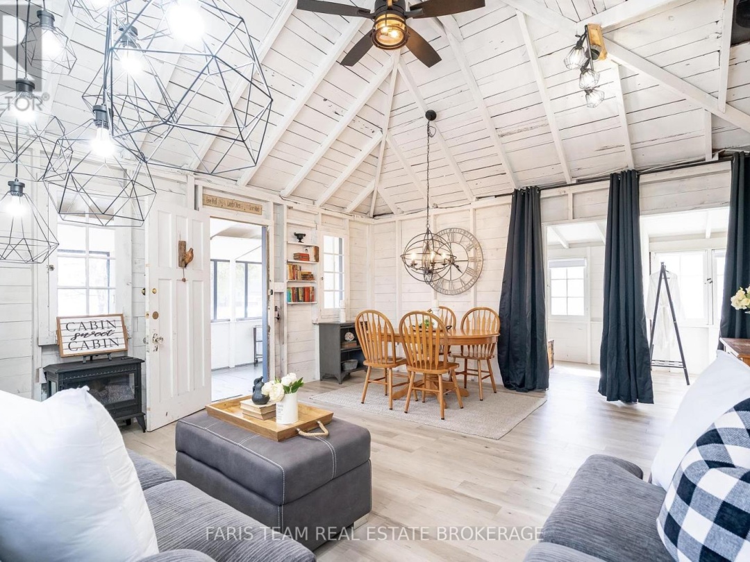 365 ROBINS POINT ROAD, 