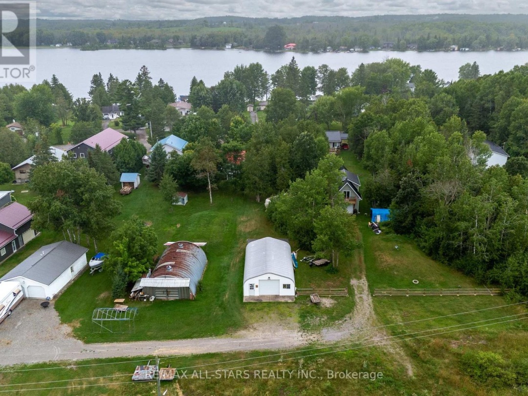 93 STURGEON GLEN ROAD, 