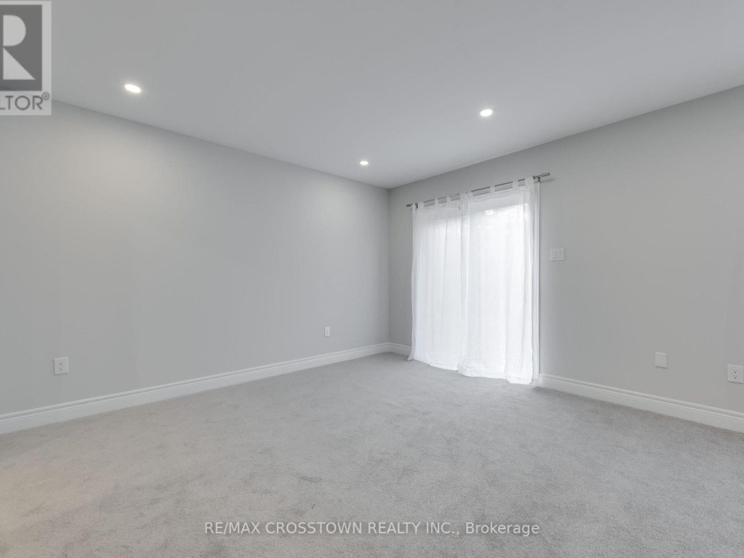 22 MCCONNELL CRESCENT, Bracebridge (Macaulay)