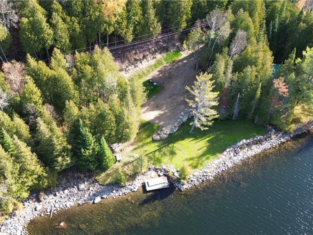 1137 Tumbledown Rock Road, Salerno Lake