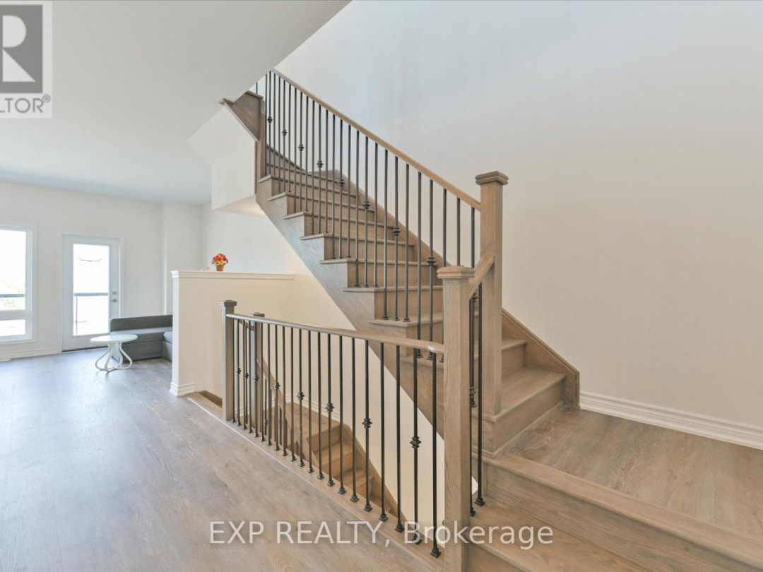 48 WYN WOOD LANE, Orillia