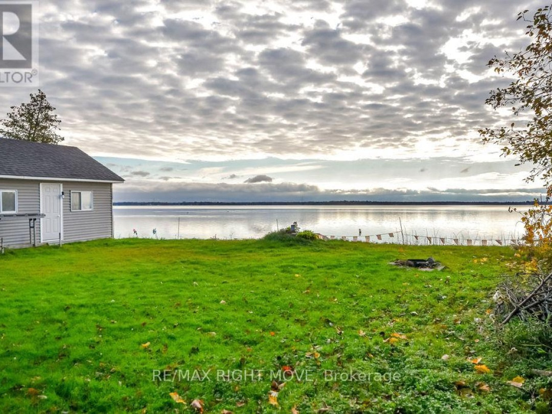 1467 CUNNINGHAM CRESCENT, 