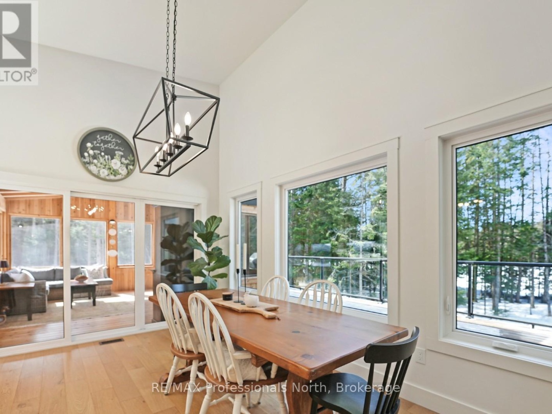 1086 STOTHART CREEK ROAD, Dysart et al (Dysart)