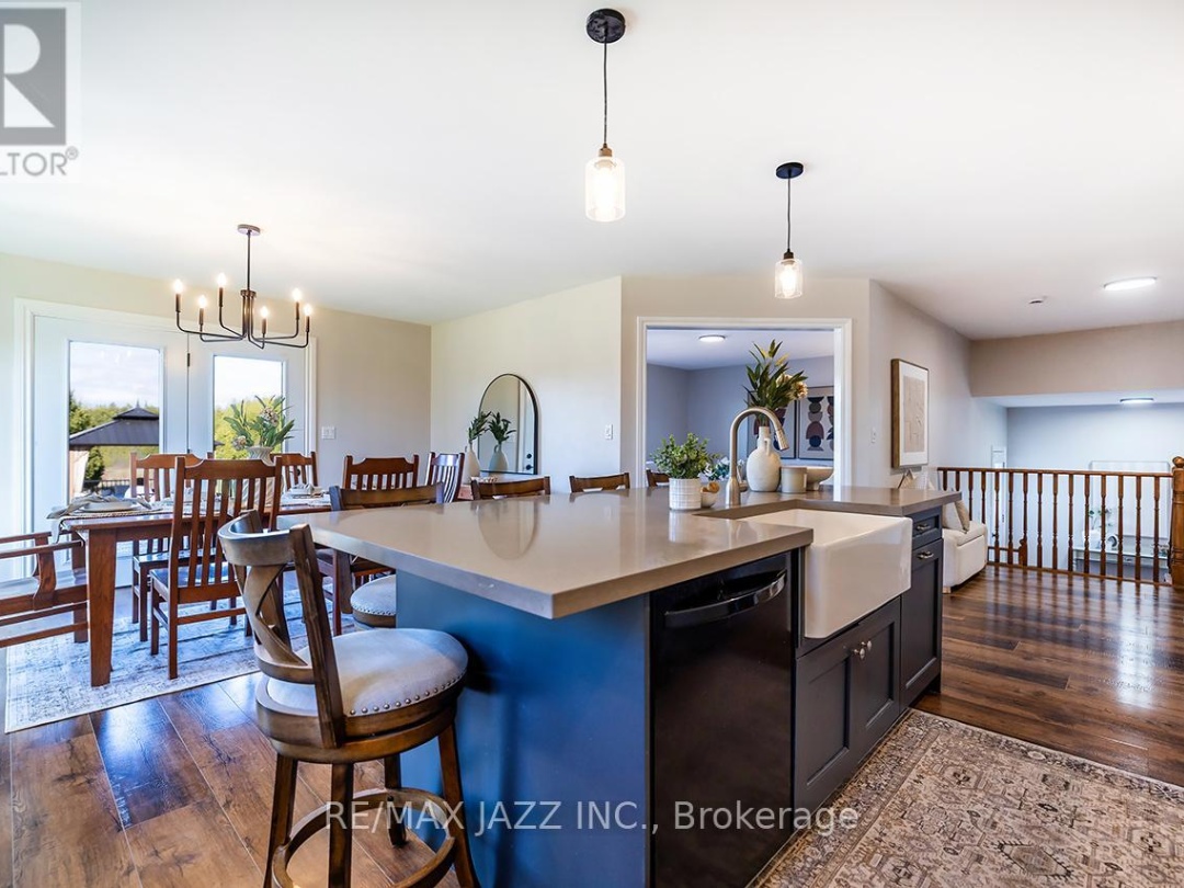 3 ROYAL OAK ROAD, Kawartha Lakes (Mariposa)