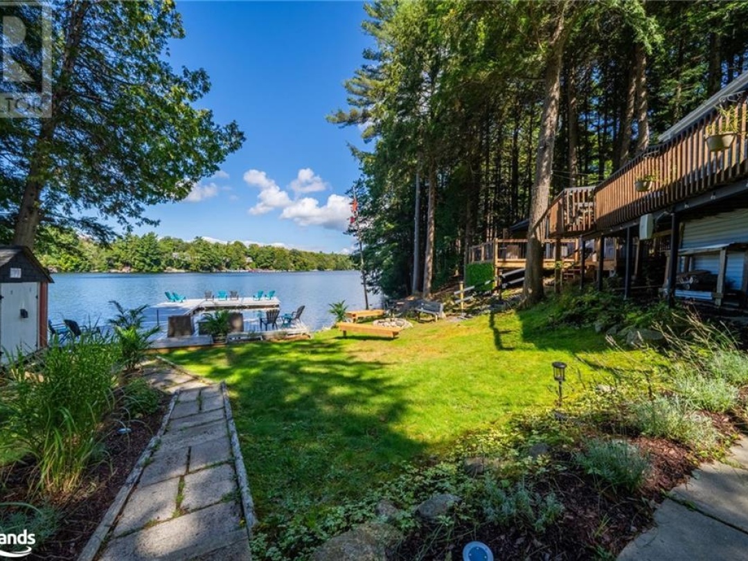 13 Shady Lane, Otter Lake