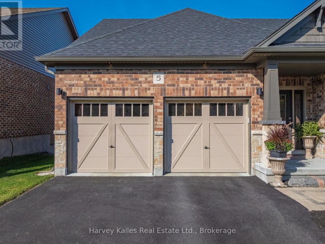 5 BRAESIDE CRESCENT, 