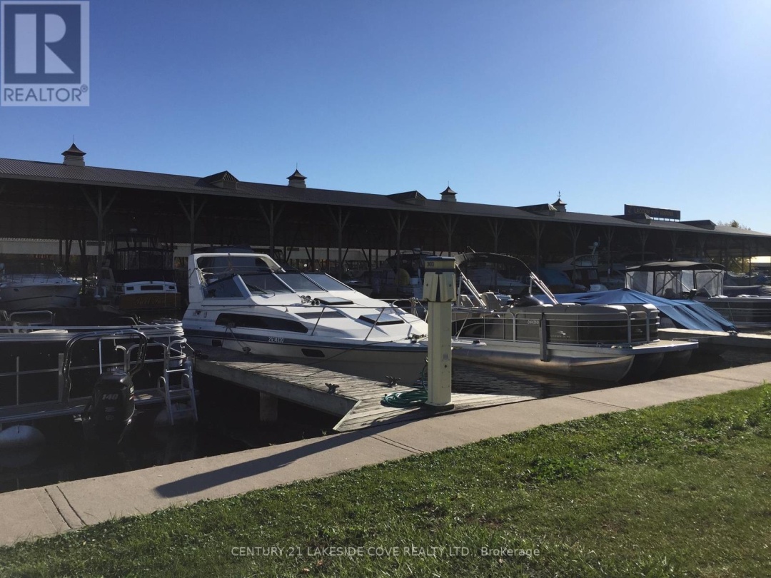 UNIT 27 - 1 PARADISE BOULEVARD S, Lake Simcoe