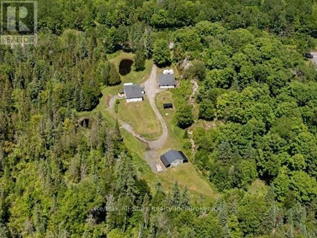 410 Etwell Road, Huntsville (Stisted)