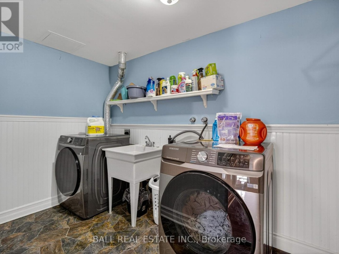 151 PELLER COURT, Pigeon Lake