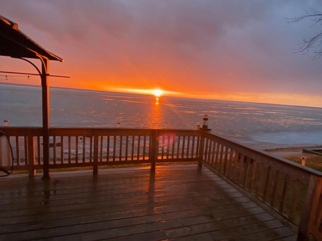 2730 LONE BIRCH TRAIL N, 