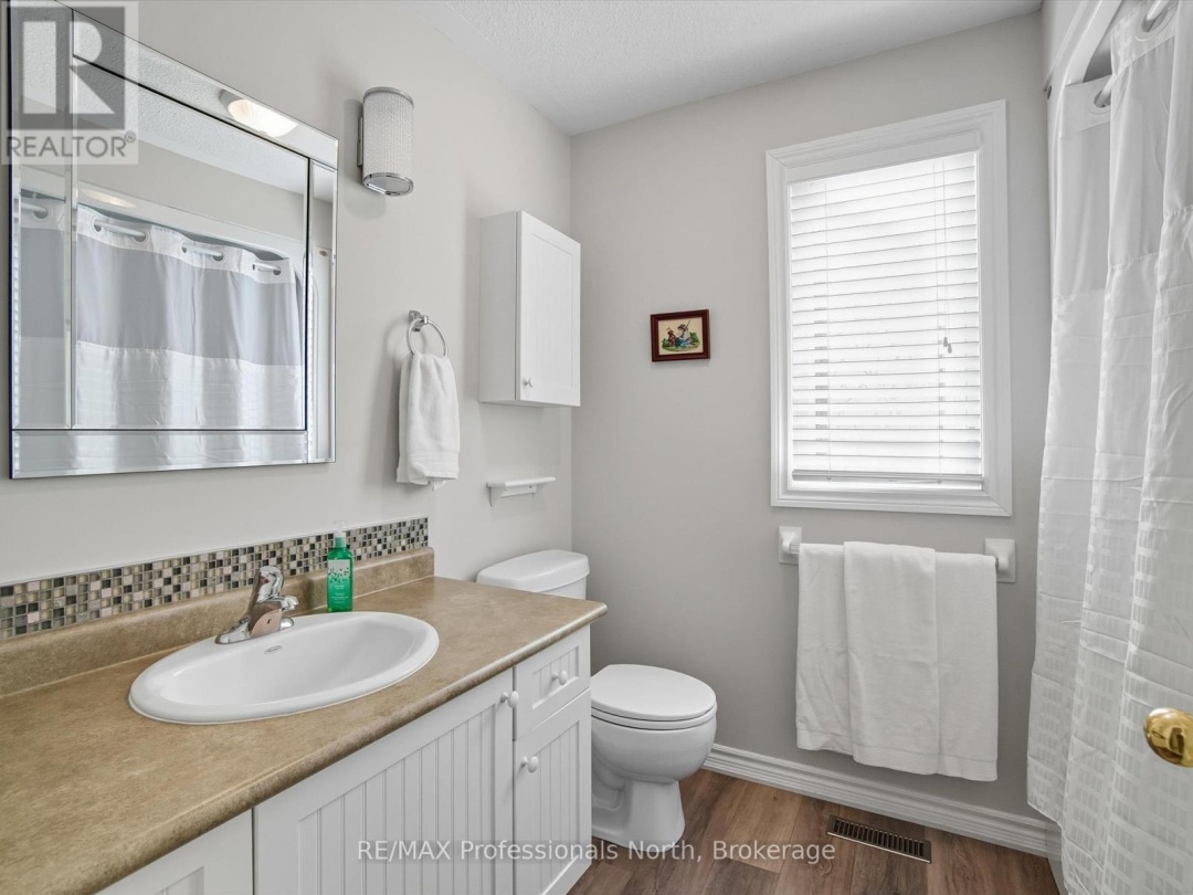 17 KEALL CRESCENT, 