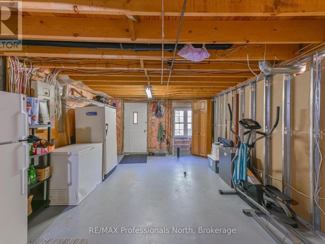 1392 TENNYSON ROAD, Bob Lake