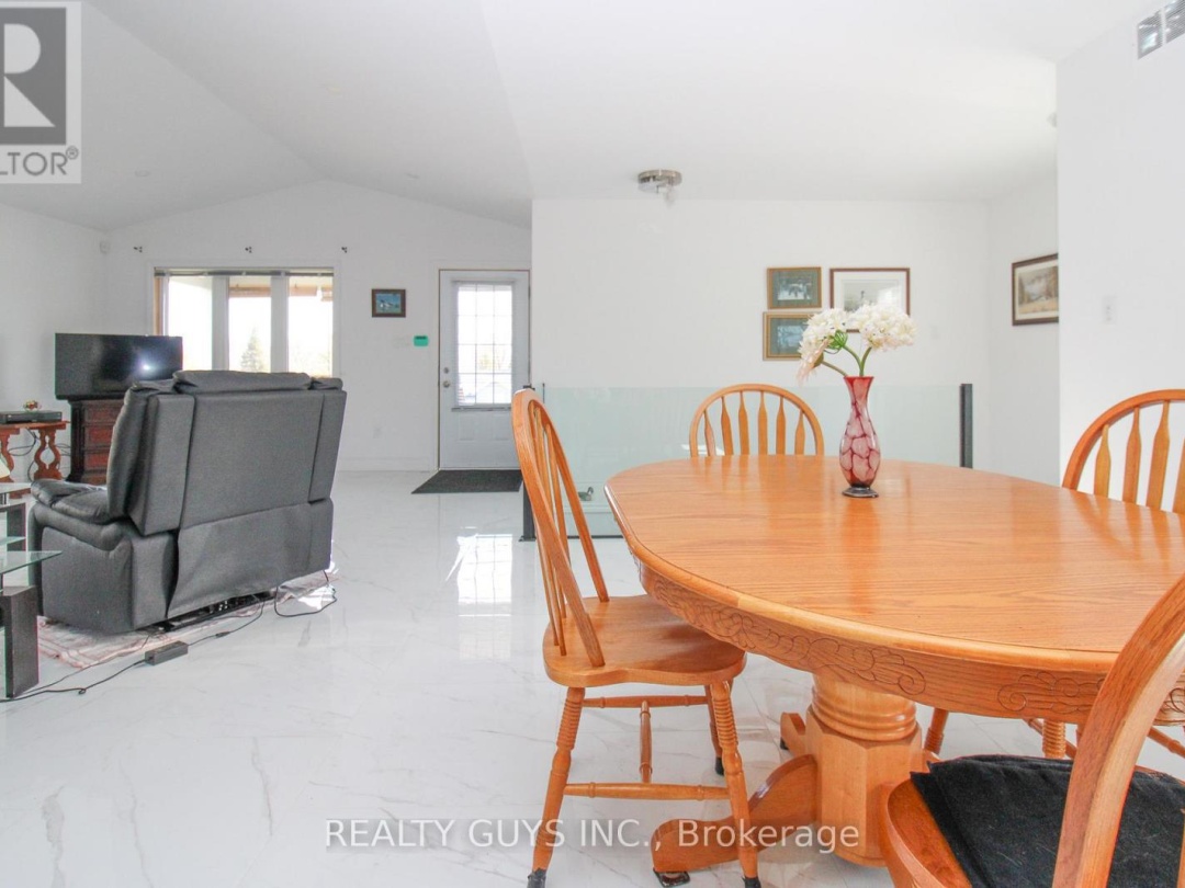 223 CROSBY DRIVE, Kawartha Lakes (Emily)
