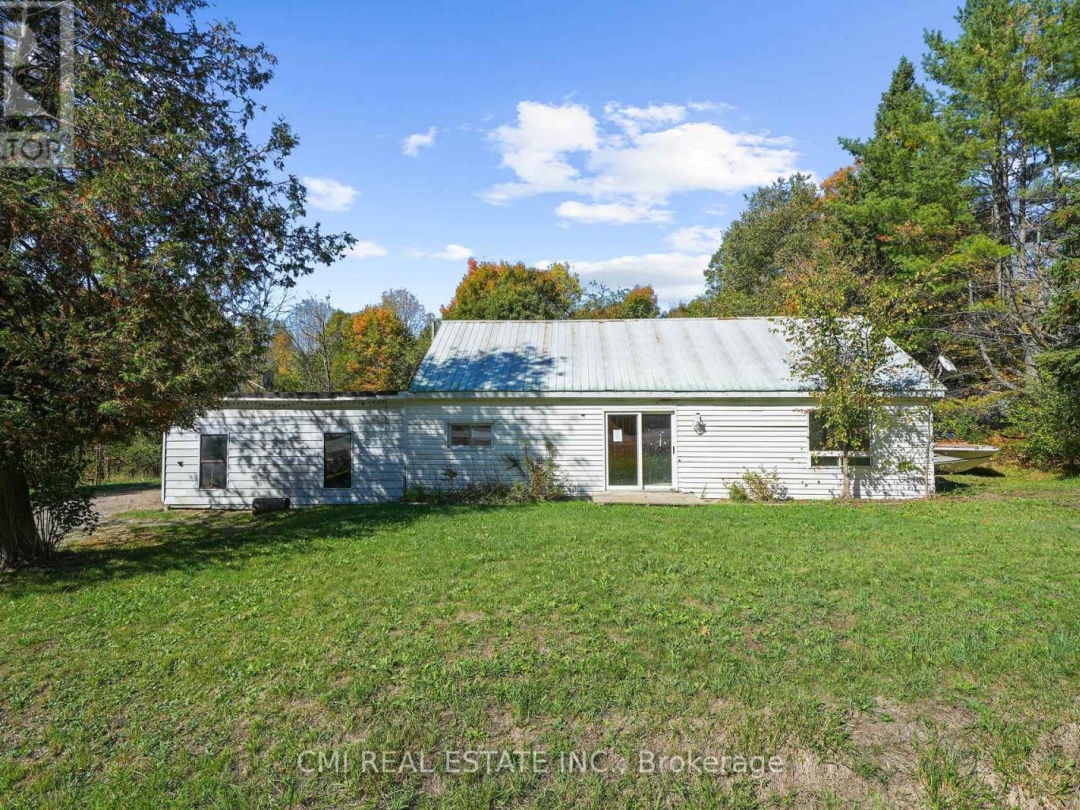 1093 SOUTH LAKE ROAD, Minden Hills (Snowdon)