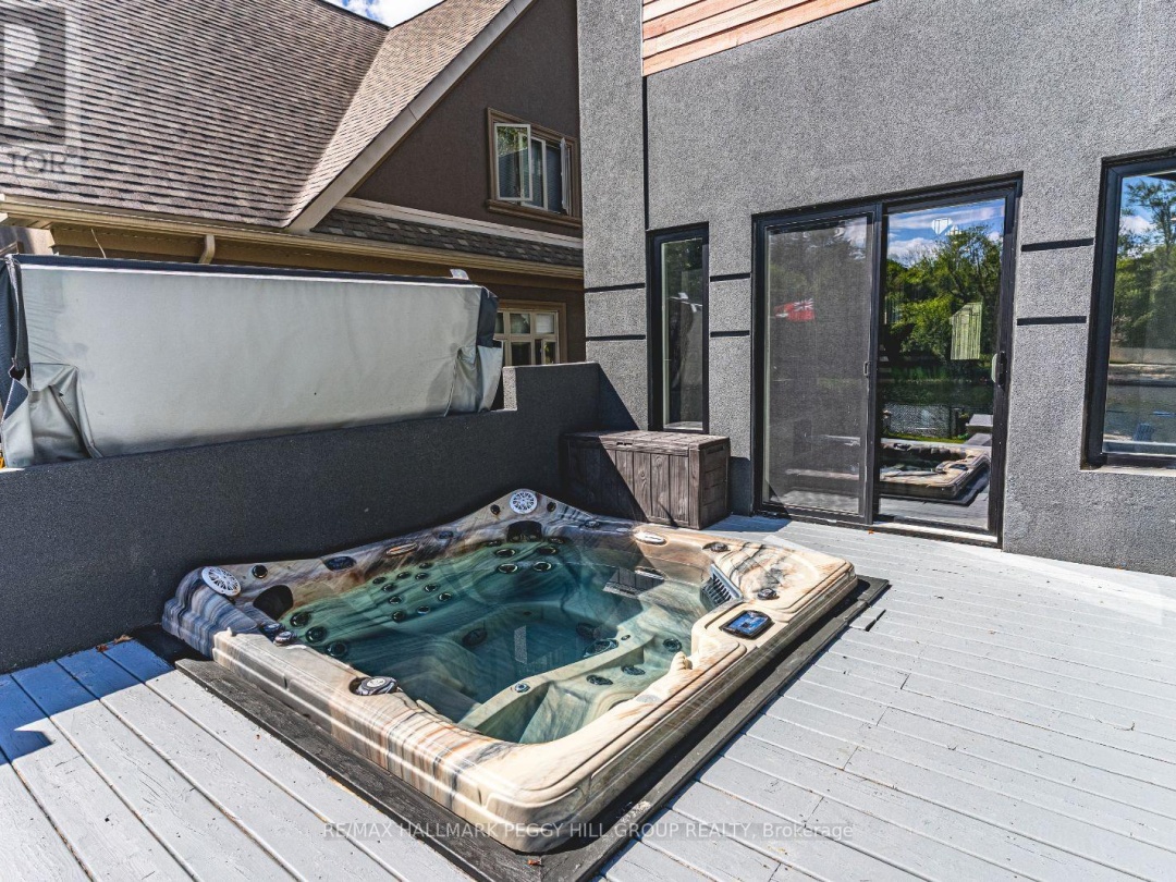 1657 PENINSULA POINT ROAD, 