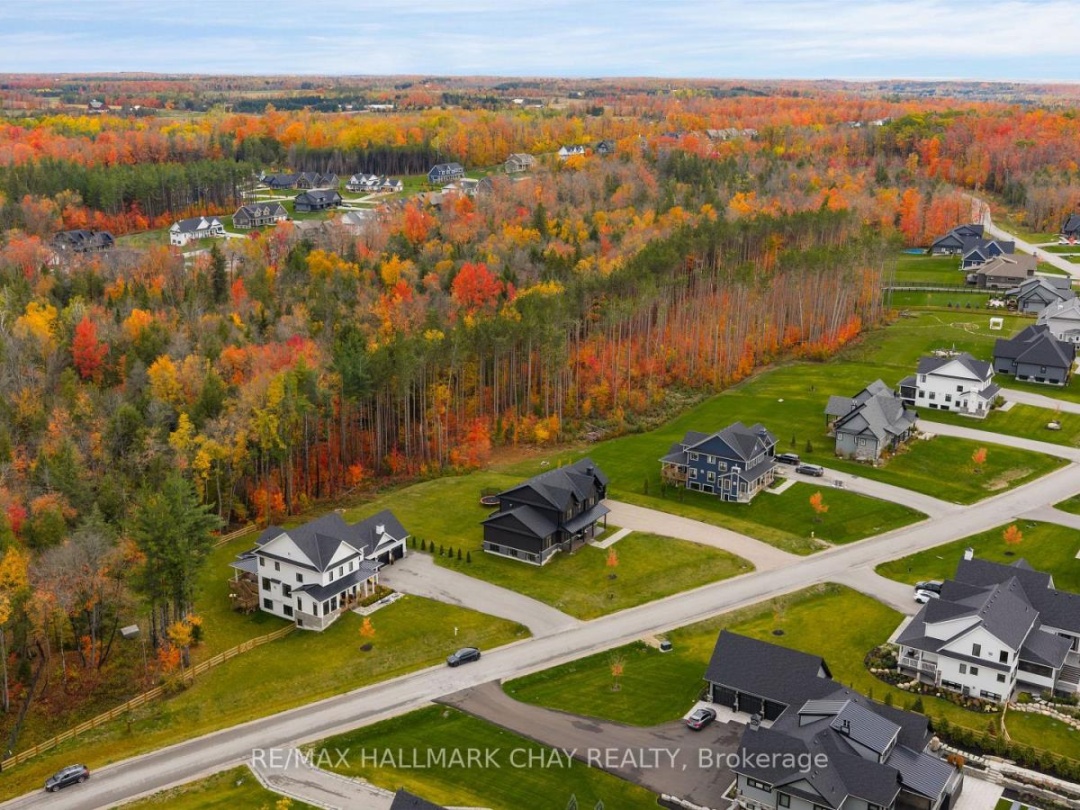 72 GEORGIAN GRANDE DRIVE, 