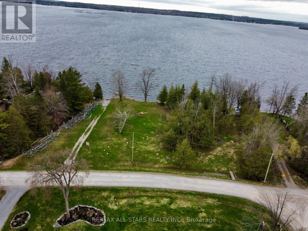 29 STINSONS BAY ROAD, Sturgeon Lake
