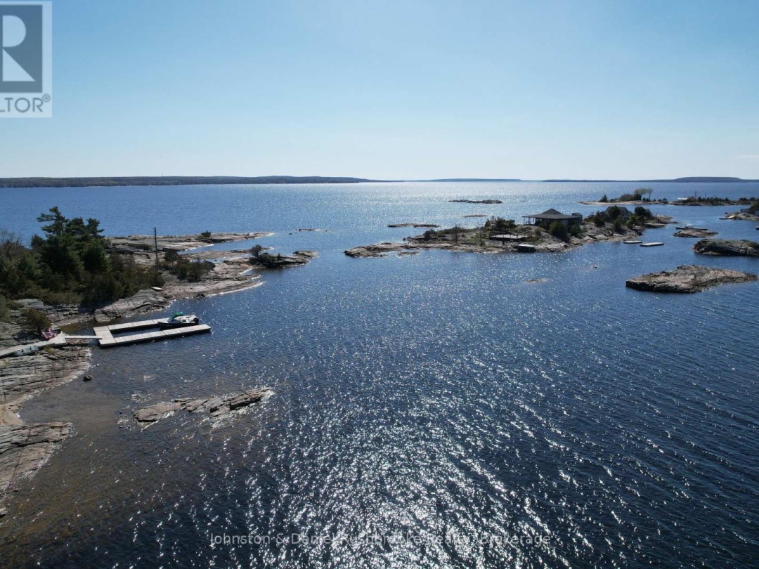 2 ISLAND 1210, Georgian Bay