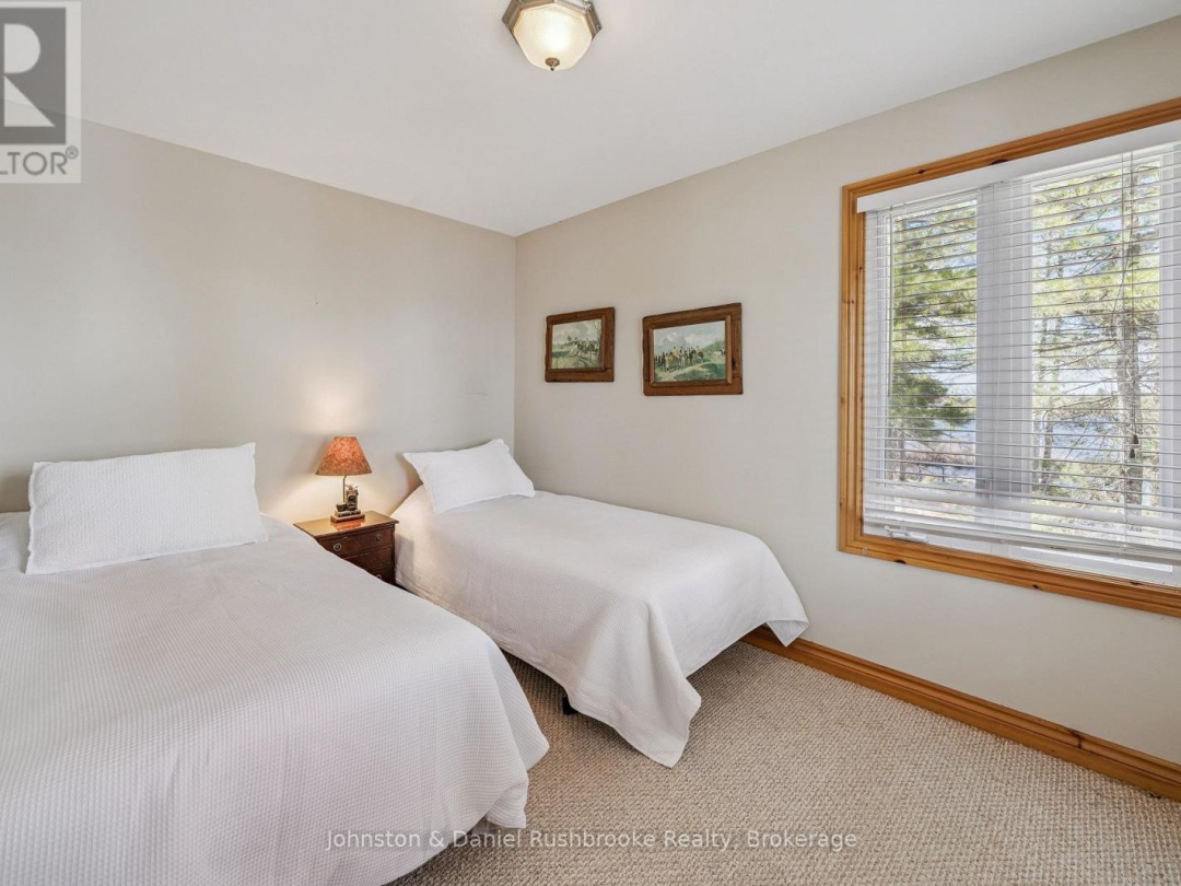1233 S KAHSHE LAKE ROAD, Kahshe Lake