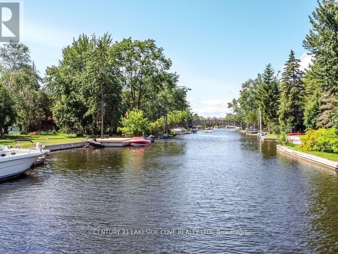 27 POPLAR CRESCENT W, Lake Simcoe