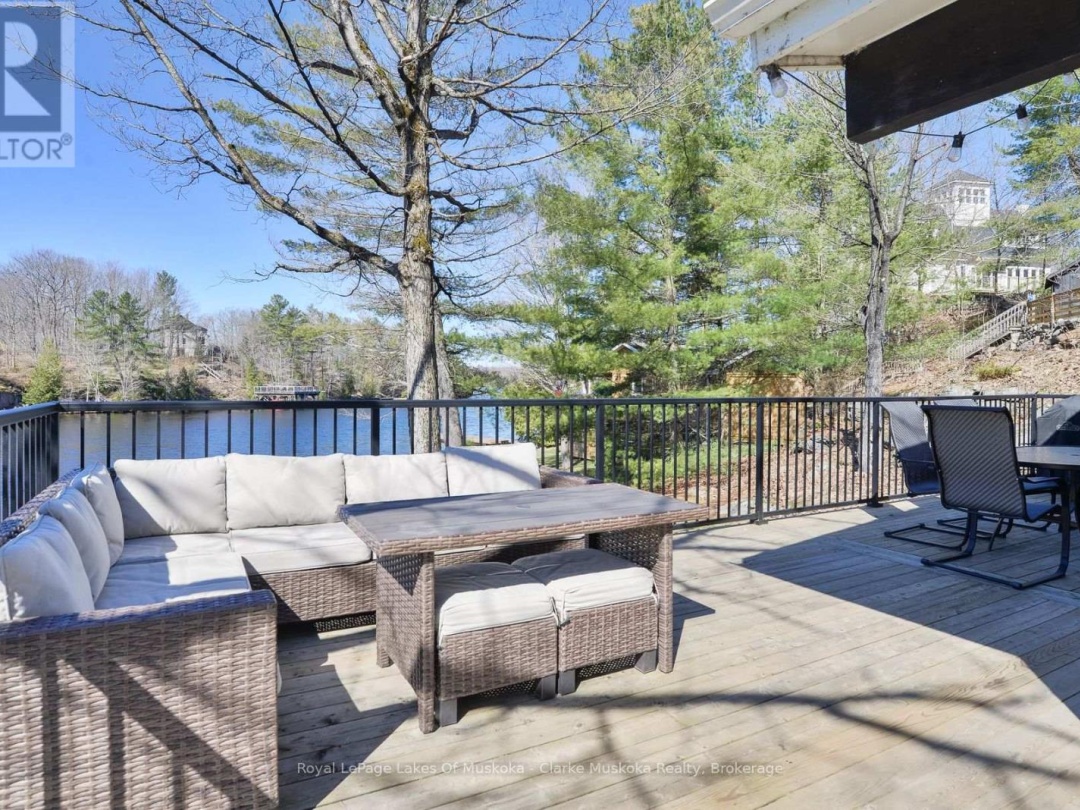 3258 LOON LANE, Gloucester Pool