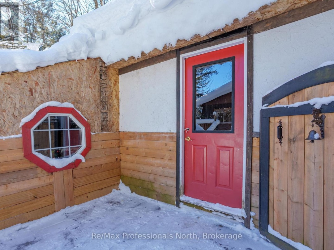 1465 FALKENBURG ROAD, Muskoka Lakes (Monck (Muskoka Lakes))